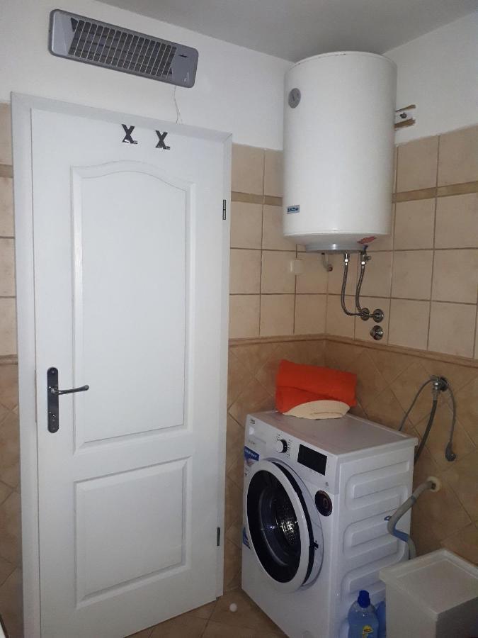 Apartment Aurora Kaštelir Esterno foto