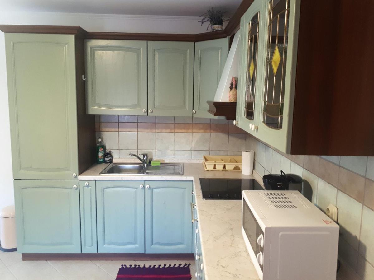 Apartment Aurora Kaštelir Esterno foto