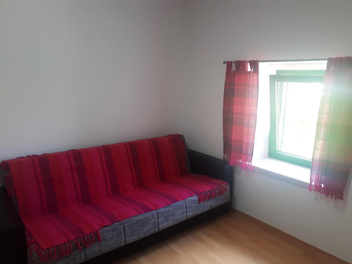 Apartment Aurora Kaštelir Esterno foto