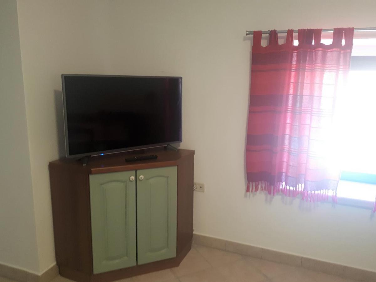 Apartment Aurora Kaštelir Esterno foto